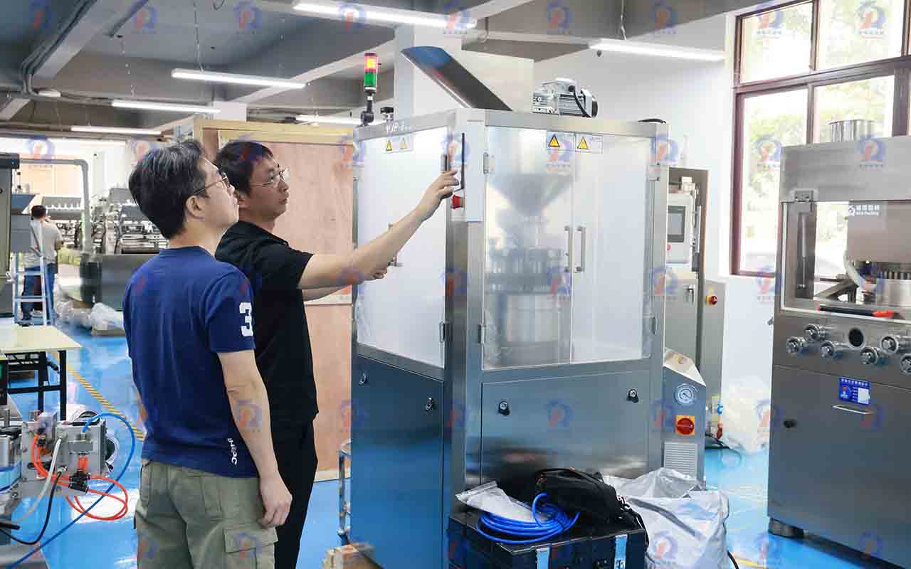 香港專(zhuān)家型藥企選定瑞錦琪NJP800C粉末全自動(dòng)膠囊充填機(jī)，攻克高黏物料灌裝難題